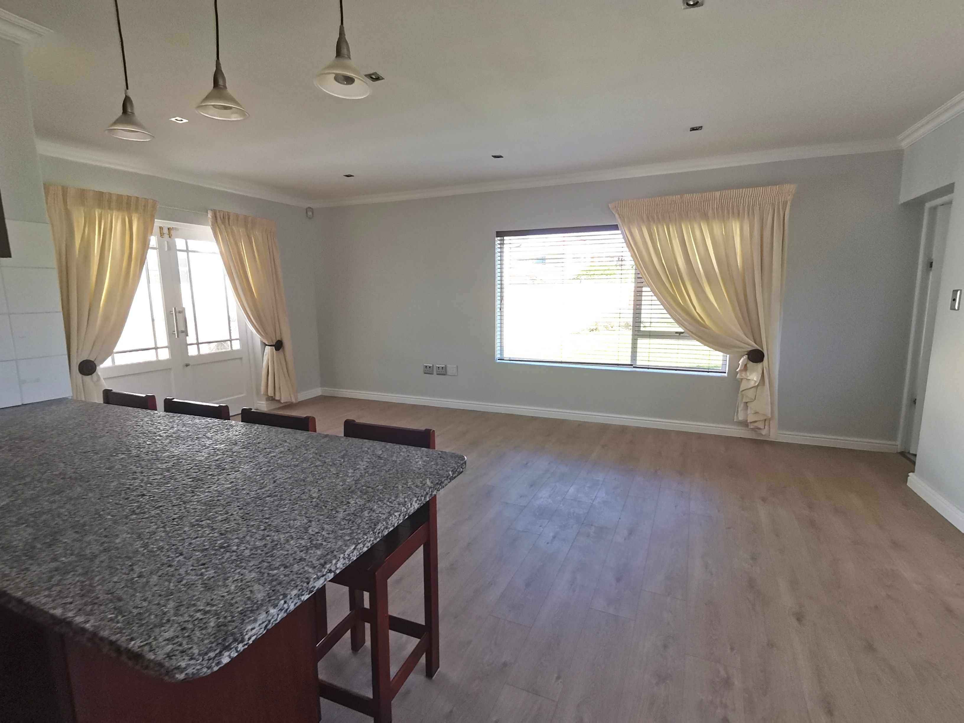 3 Bedroom Property for Sale in Dana Bay Western Cape